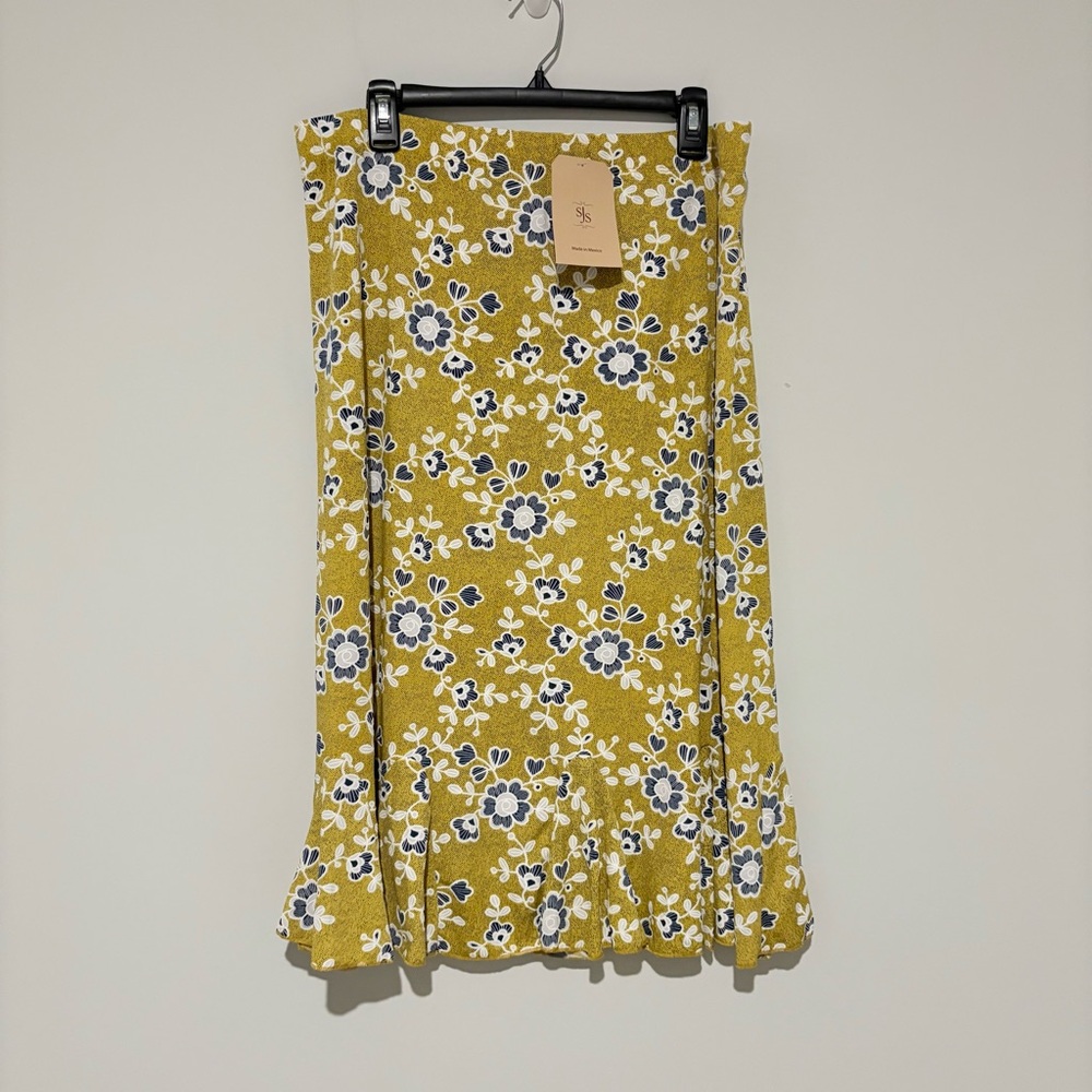 SJS floral‎ embroidered skirt yellow white blue size XL